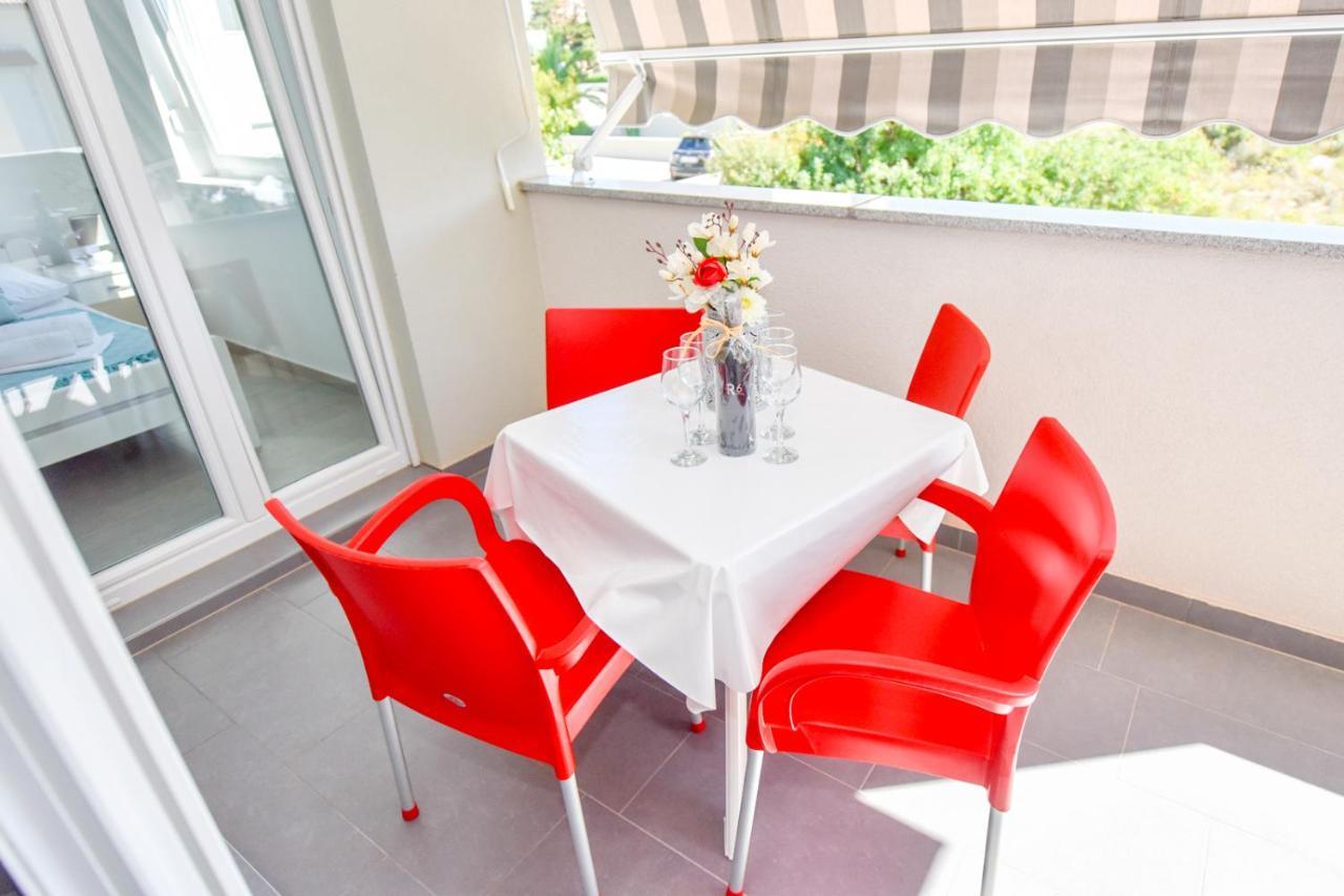 Apartments Yoko ノヴァリャ エクステリア 写真