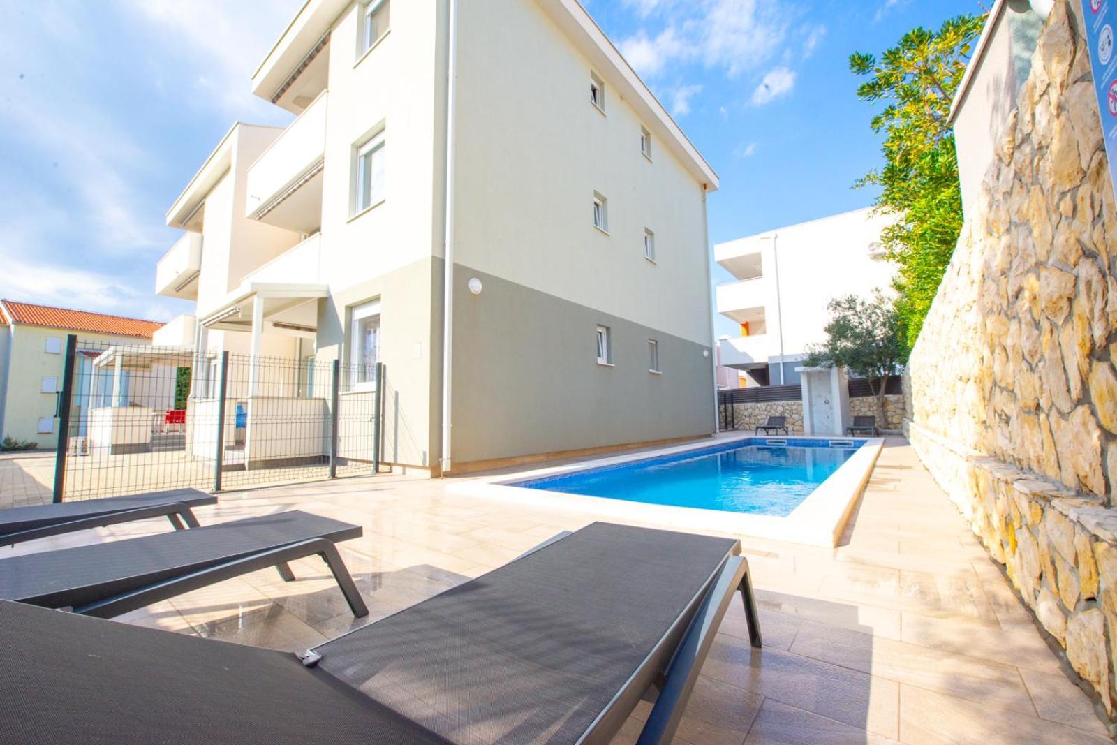 Apartments Yoko ノヴァリャ エクステリア 写真